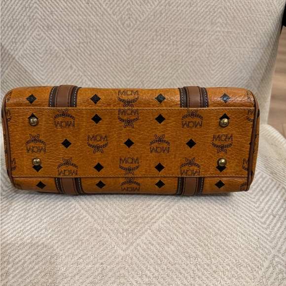 MCM Cognac Leather Satchel with Gold Details - Picture 2 of 4